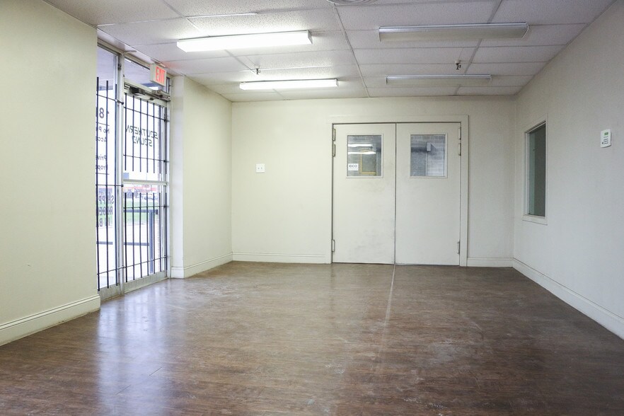 More Photos Of 1814 N Market St, Shreveport Manufacturing For Sale