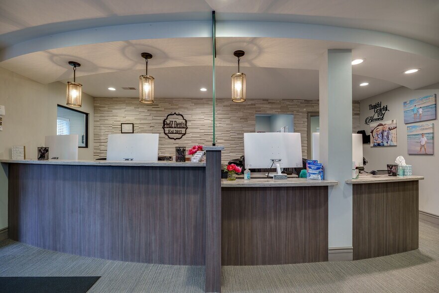 More Photos Of 5671 Far Hills Ave, Dayton Medical For Sale