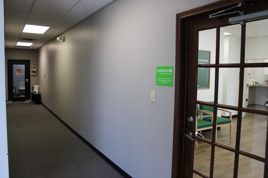 More Photos Of 373 Meridian Parke Ln, Greenwood Medical For Sale