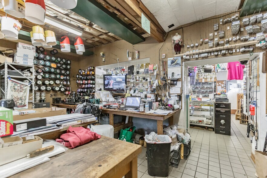 More Photos Of 4999 Linden Ave, Philadelphia General Retail For Sale