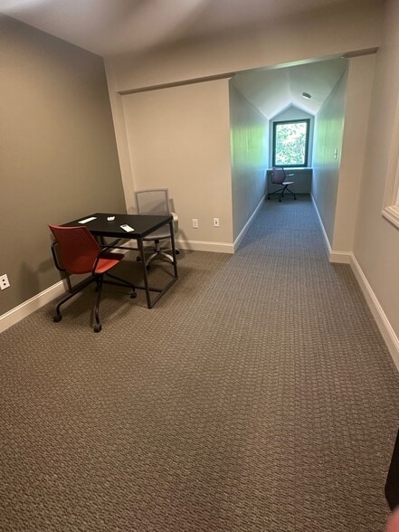 More Photos Of 184 North Ave E, Cranford Office For Lease