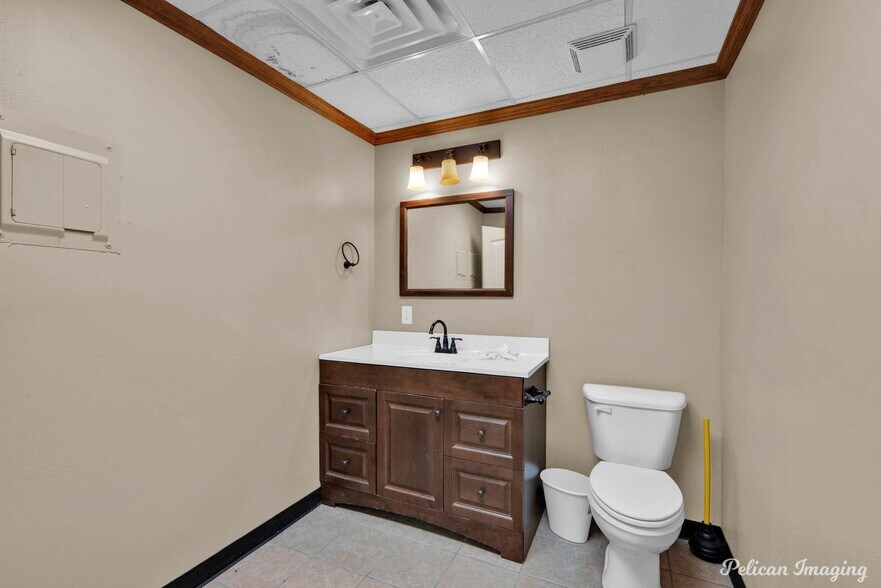 More Photos Of 1470 Washington St, Natchitoches Office For Sale