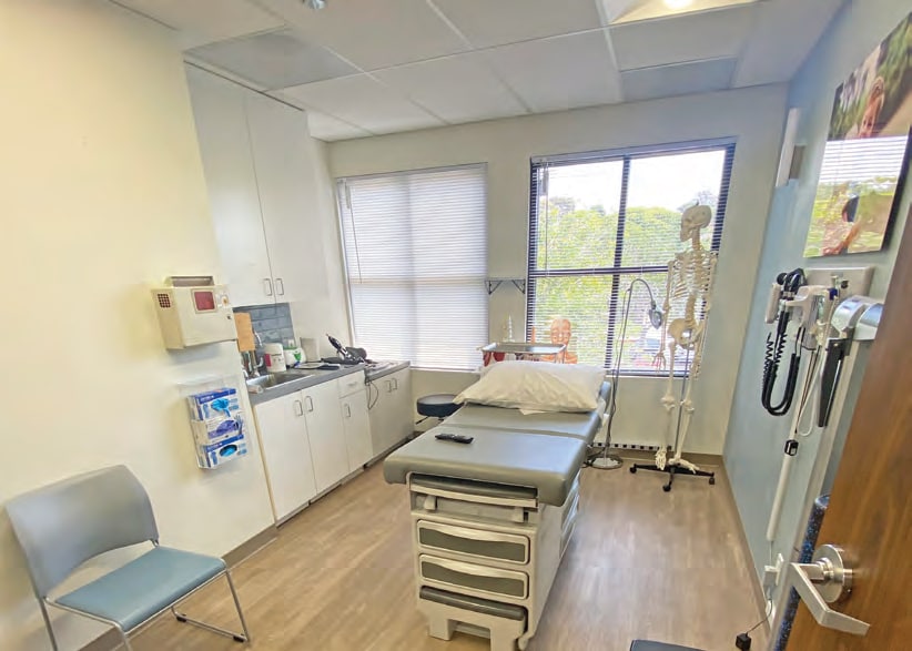 More Photos Of 345 Saxony Rd, Encinitas Medical For Lease