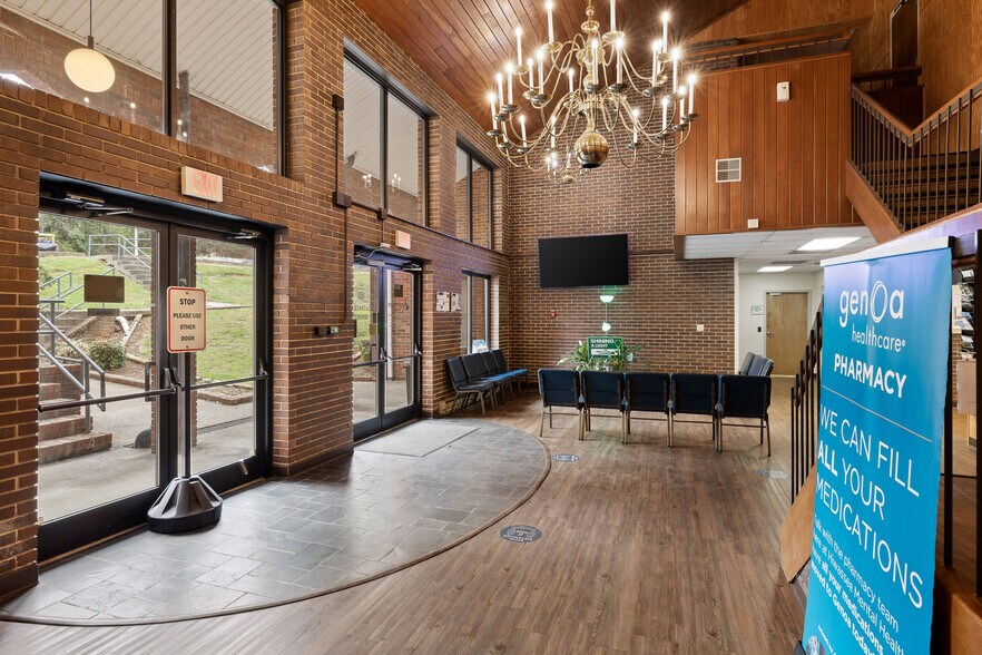 More Photos Of 940 S Ocoee St, Cleveland Medical For Sale