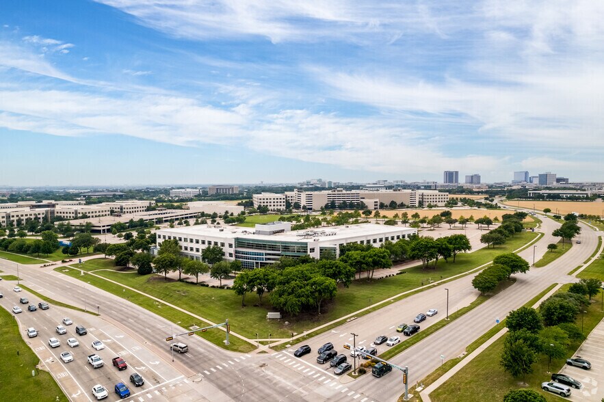 More Photos Of 5000 Headquarters Dr, Plano Office For Lease