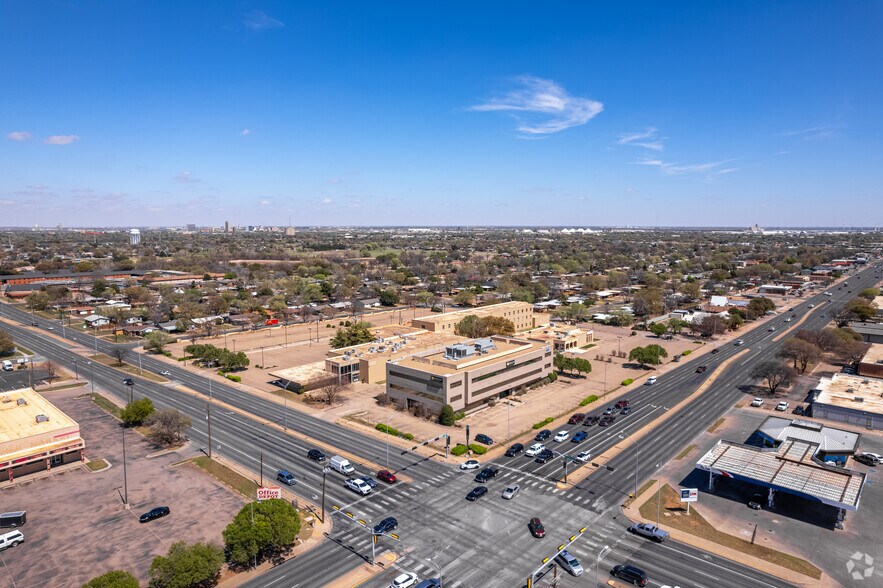 More Photos Of 2424 50th St, Lubbock Medical For Sale