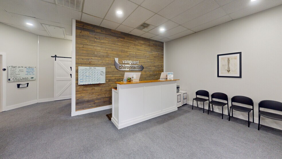 Primary Photo Of 8201-8241 Fredericksburg Rd, San Antonio Medical For Lease