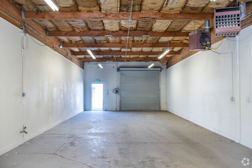 More Photos Of 340 Freeport Blvd, Sparks Flex For Lease