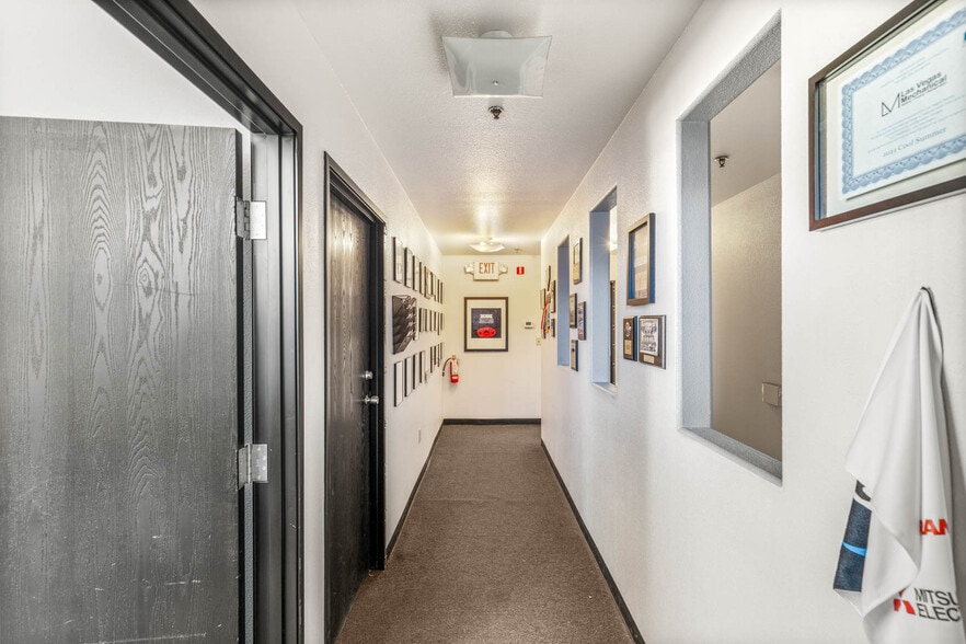 More Photos Of 4570 Donovan Way, North Las Vegas Light Distribution For Sale