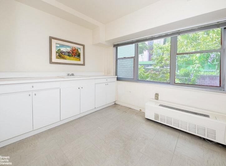 More Photos Of 15 W 72nd St, New York Apartments For Sale