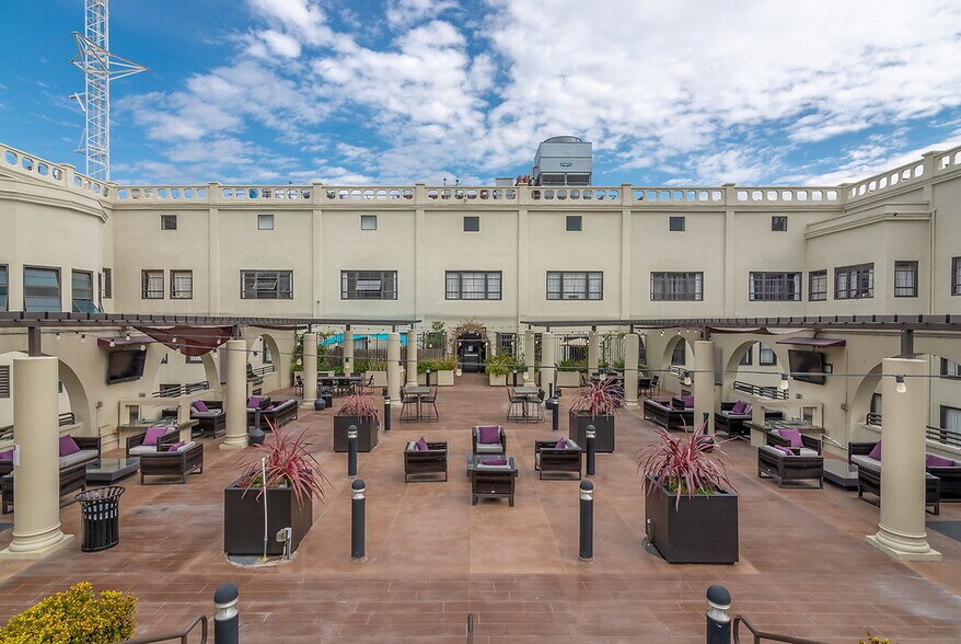 More Photos Of 610 S Main St, Los Angeles Apartments For Lease