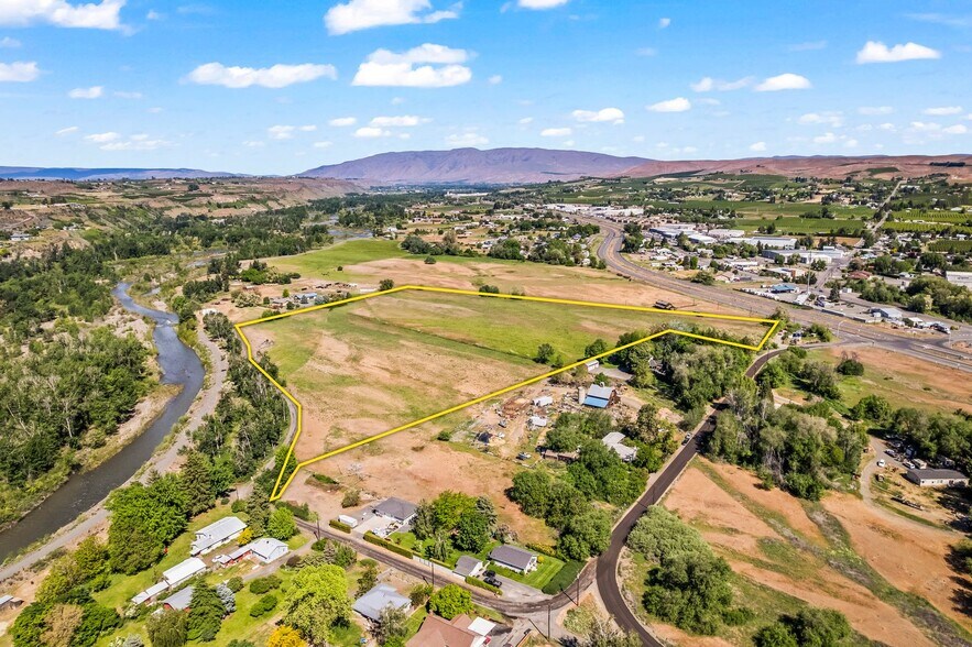 More Photos Of NKA McCormick Road, Yakima Land For Sale