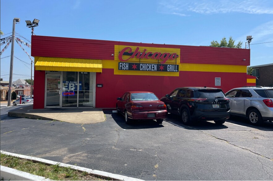More Photos Of 2916 Gravois Ave, Saint Louis Restaurant For Sale