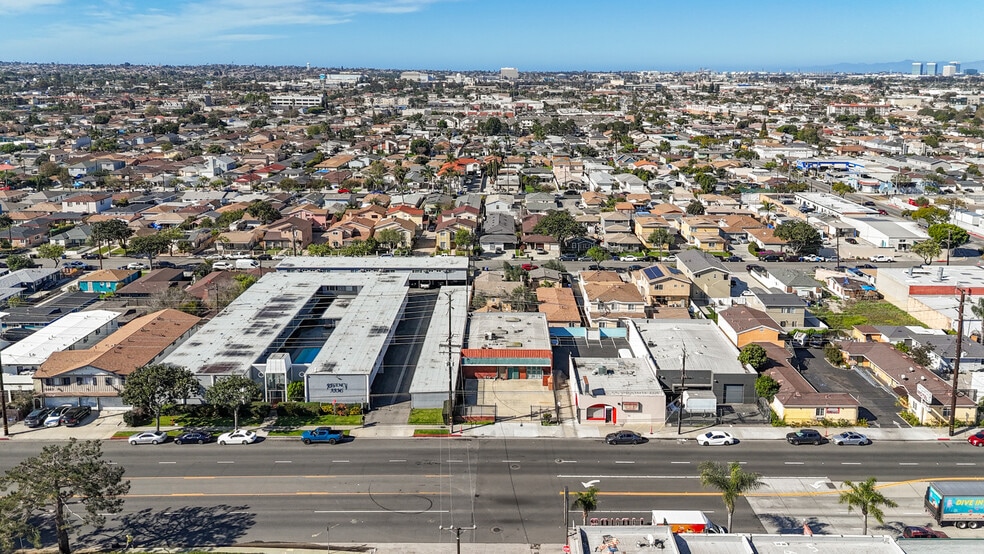 More Photos Of 15201 Prairie Ave, Lawndale Flex For Sale