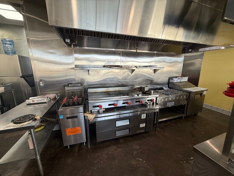 More Photos Of 715 N Maclay Ave, San Fernando Restaurant For Sale