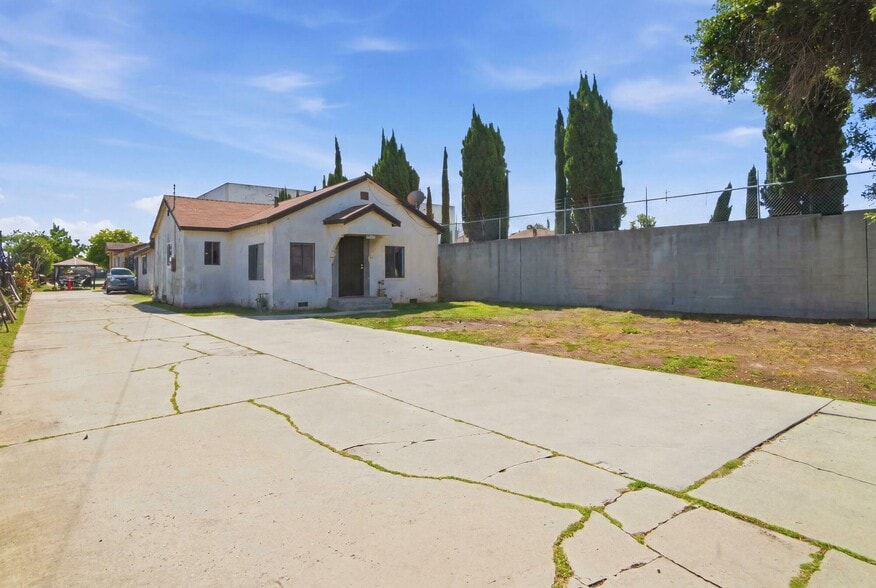 More Photos Of 958 W 222nd St, Torrance Multifamily For Sale