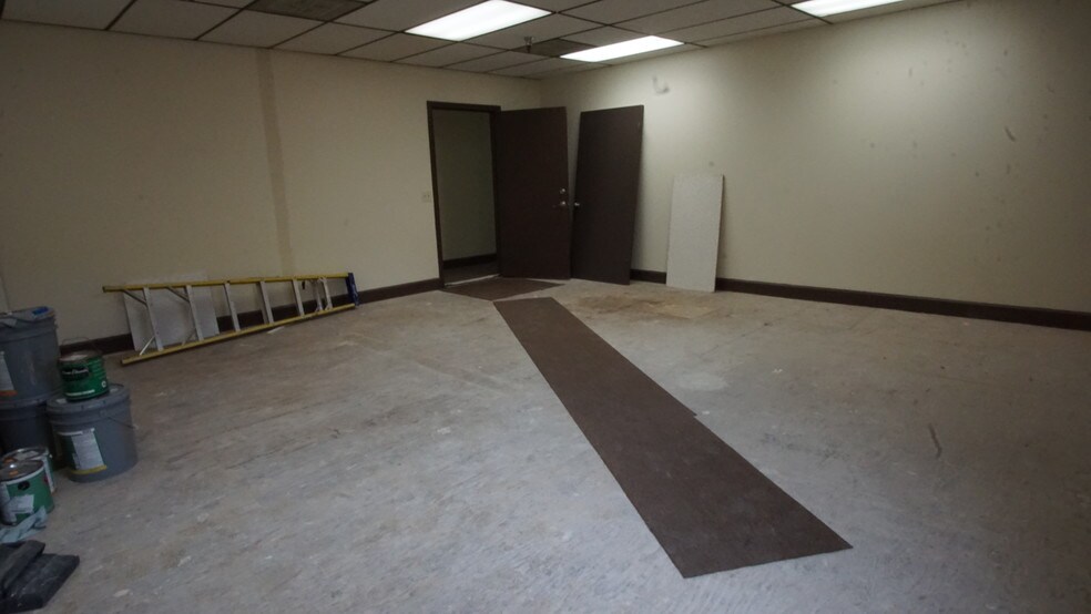 More Photos Of 120 E 4th St, Santa Ana Storefront Retail Office For Sale