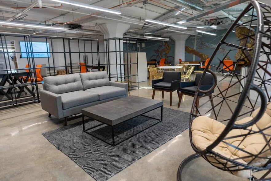 More Photos Of 2721 Cesar Chavez Blvd, Fresno Office For Lease