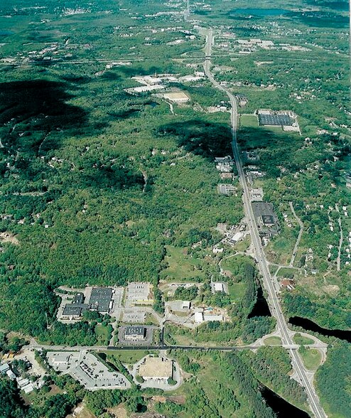 More Photos Of 200 Turnpike Rd, Southborough Research And Development For Lease