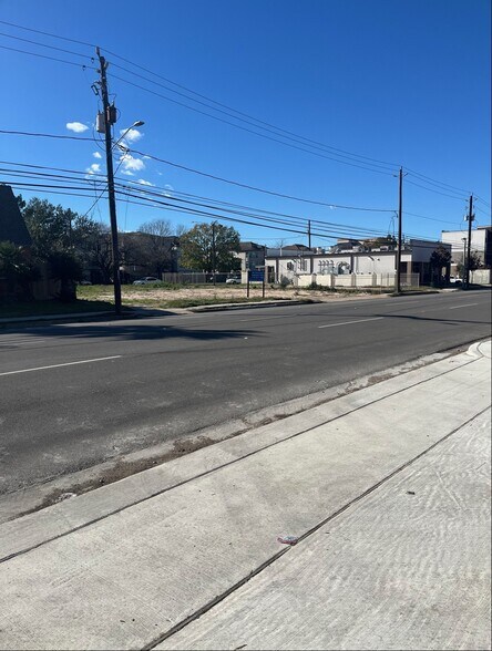 Primary Photo Of 6309 Washington Ave, Houston Land For Lease