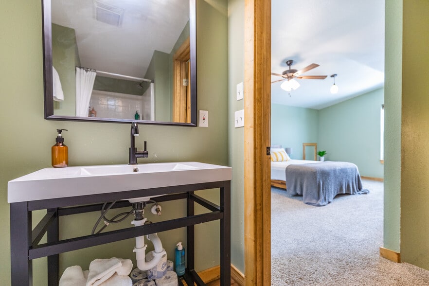 More Photos Of 102 Mexican ave, Cloudcroft Apartments For Sale