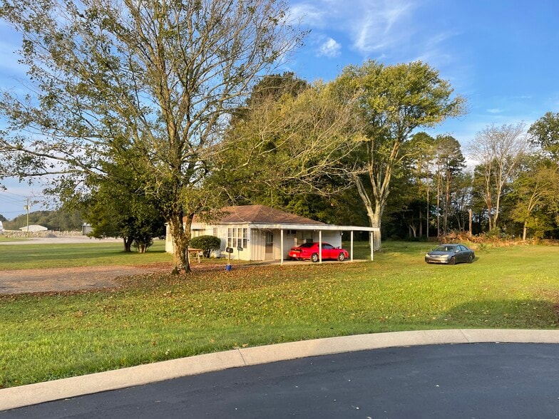 More Photos Of 309 N Military St, Loretto Land For Sale