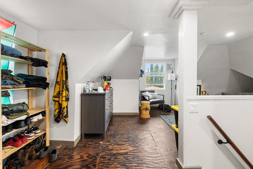 More Photos Of 716 Echandia St, Los Angeles Apartments For Sale