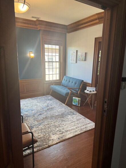 More Photos Of 134 Northwoods Blvd, Columbus Office For Lease