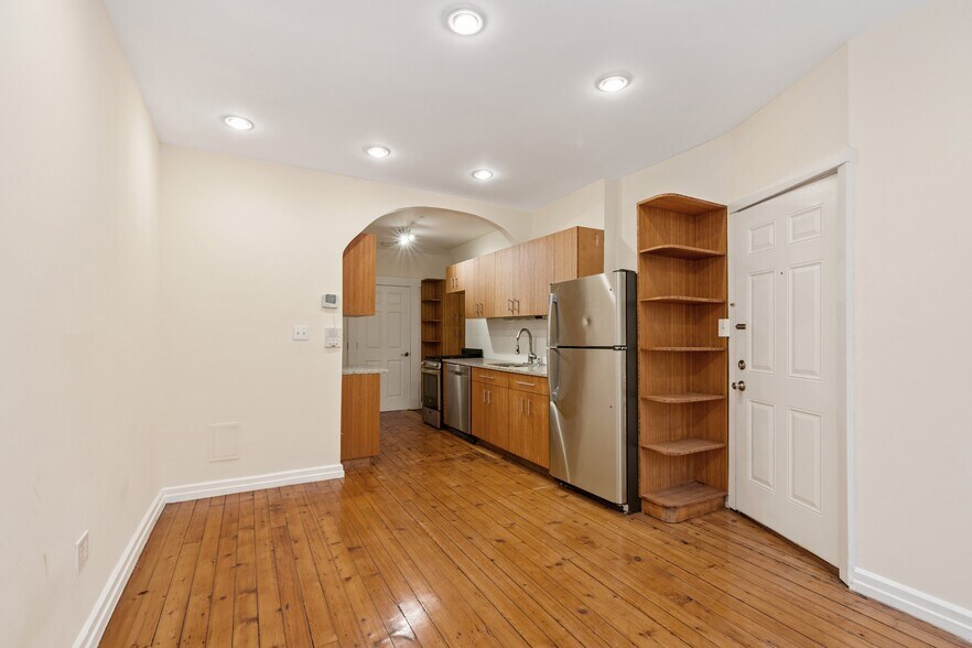 More Photos Of 155 W 9th St, Brooklyn Multifamily For Sale