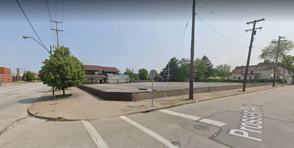 More Photos Of 1401 E 55th St, Cleveland Restaurant For Sale