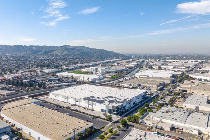 More Photos Of 15010 Don Julian Rd, City Of Industry Manufacturing For Lease