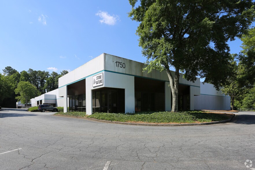 Primary Photo Of 1750 Young Ct, Norcross Warehouse For Lease