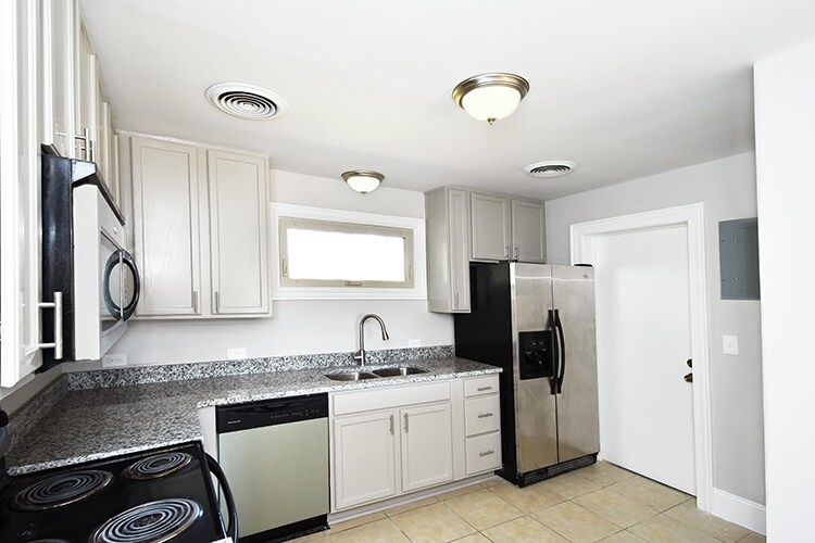 1208 Stanley St, Salisbury, NC 28144 Apartments For Sale