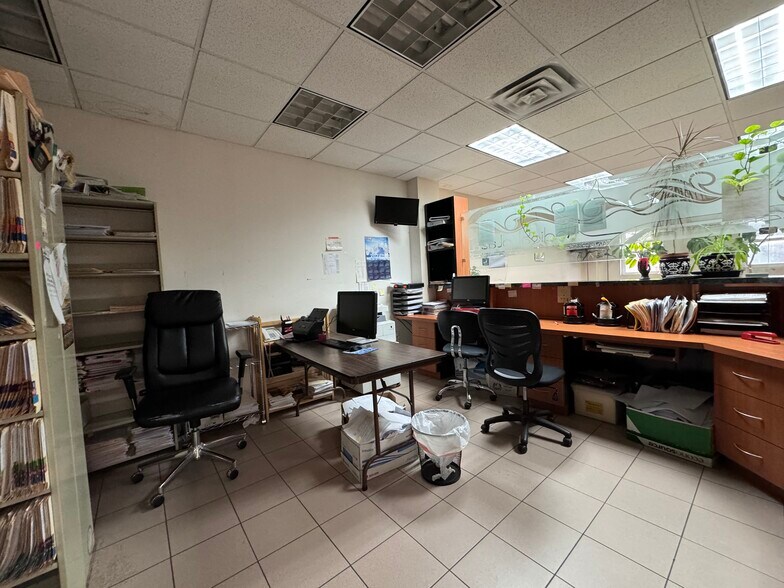 More Photos Of 421 Ocean Pky, Brooklyn Office For Sale