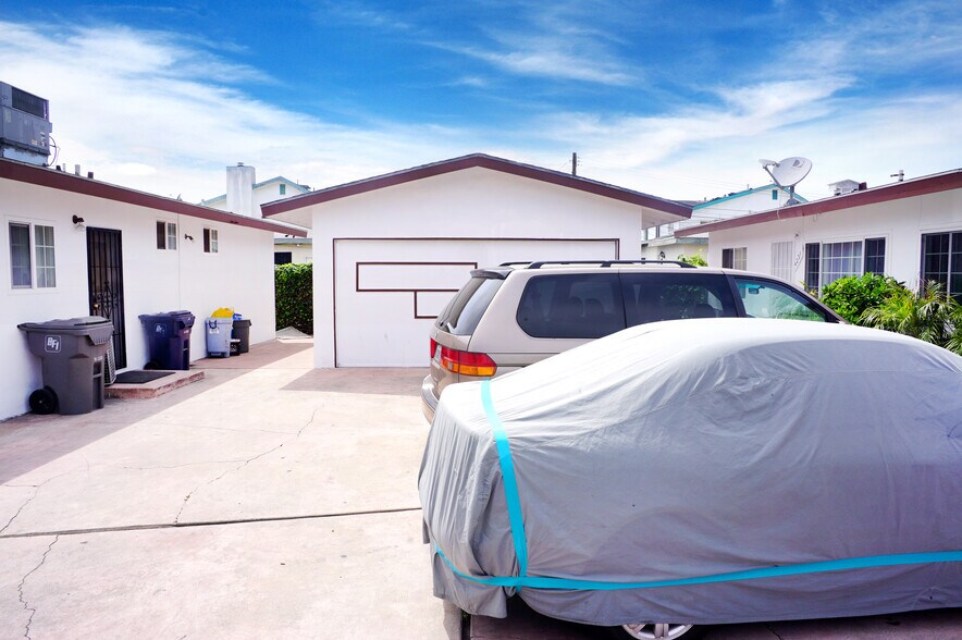 More Photos Of 4227 W 107th St, Inglewood Apartments For Sale