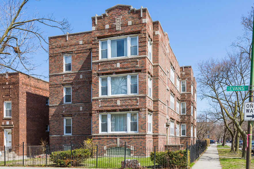 Primary Photo Of 704 E 80th St, Chicago Multifamily For Sale