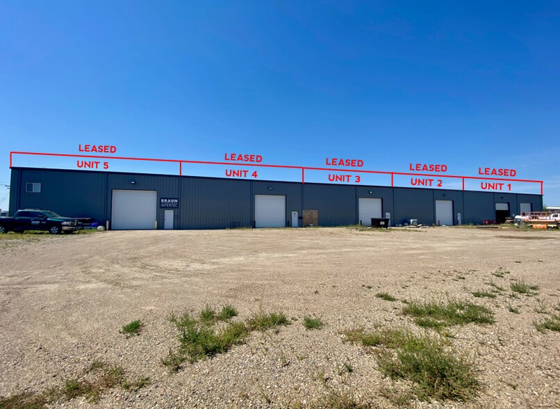 More Photos Of 5806 Baldwin Ln, Williston Warehouse For Lease