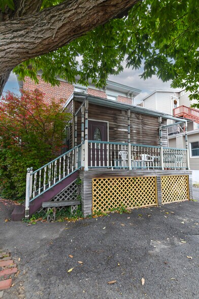 More Photos Of 71 Cooper St, Woodbury Office Residential For Sale