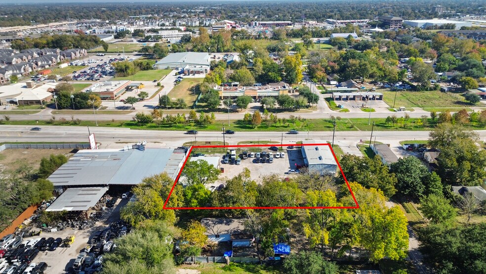 More Photos Of 7215 N Shepherd Dr, Houston Auto Repair For Sale