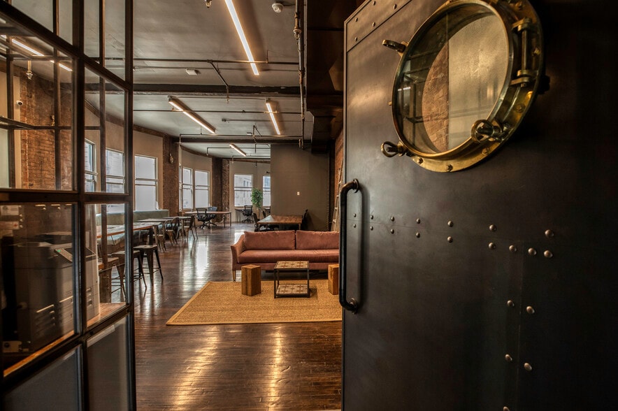 More Photos Of 1178 Broadway, New York Office For Lease