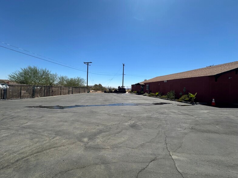 More Photos Of 2410 Armory Rd, Barstow Restaurant For Sale