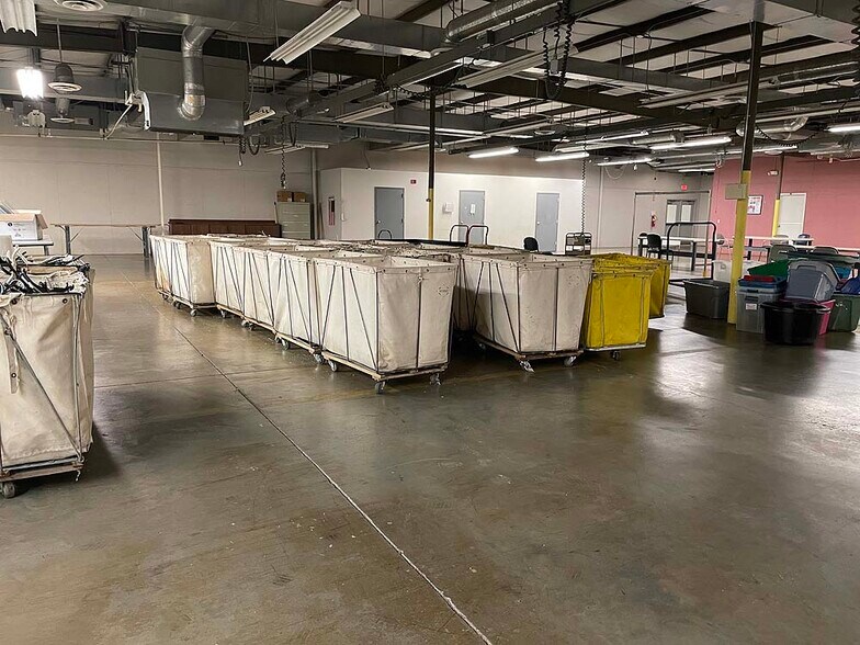 More Photos Of 498 Industrial Dr, Bristol Warehouse For Sale