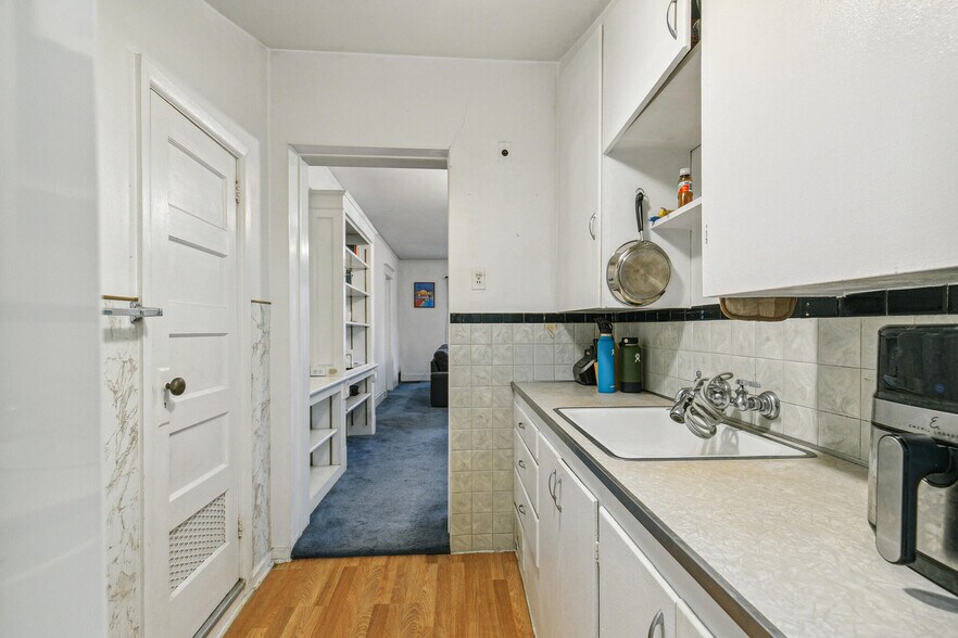 More Photos Of 880 N Marion St, Denver Apartments For Sale