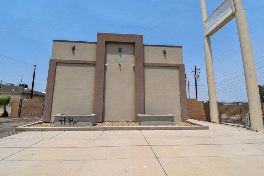 More Photos Of 1804 Needles Hwy, Needles General Retail For Sale