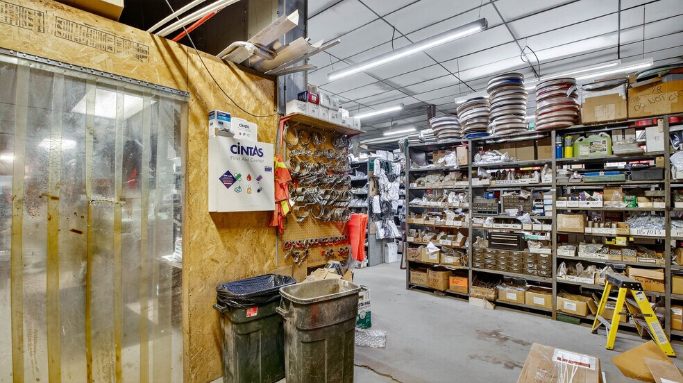 More Photos Of 7918 Partridge Rd, Eau Claire Warehouse For Sale