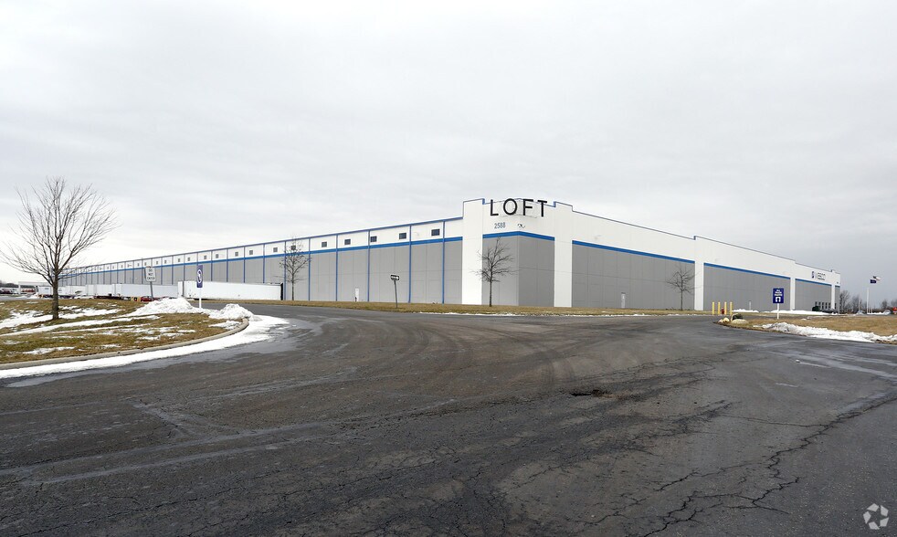 More Photos Of 2588 Jannetides Blvd, Greenfield Distribution For Lease