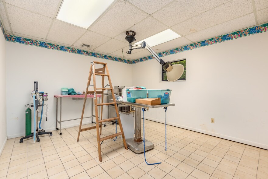 More Photos Of 8267 S Us-1 Hwy, Port Saint Lucie Freestanding For Sale