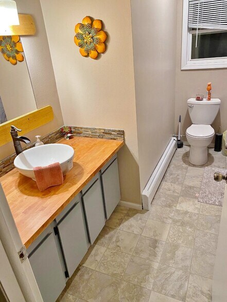 More Photos Of 300 Main St, Sherwood Apartments For Sale