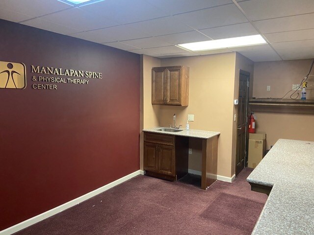 More Photos Of 225 Gordons Corner Rd, Manalapan Township Medical For Lease