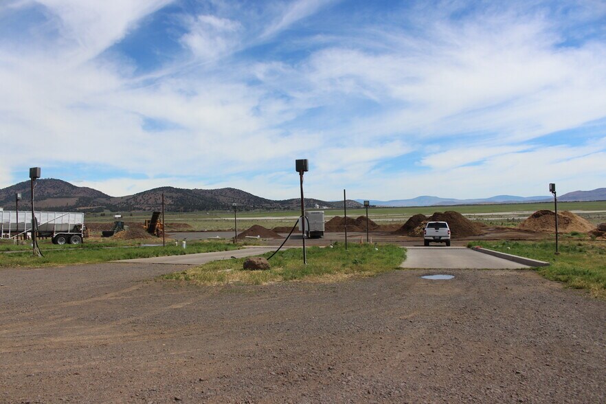 More Photos Of 24221 US-97 Hwy, Klamath Falls Contractor Storage Yard For Sale